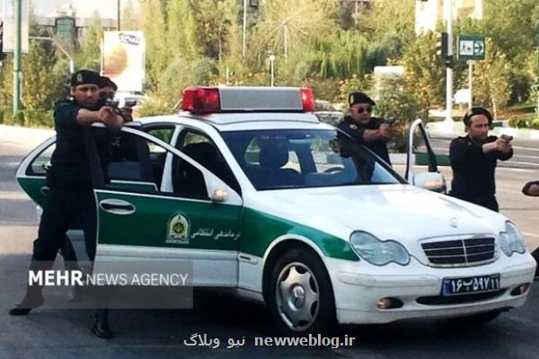 دستگیری باند 4 نفره سارقان مسلح در عملیات ضربتی پلیس زاهدان دستگیری باند 4 نفره سارقان مسلح در عملیات ضربتی پلیس زاهدان
