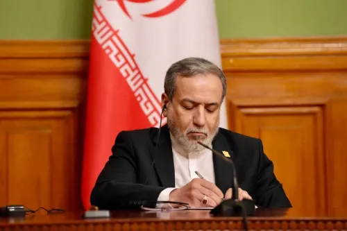 آیا عراقچی امروز به سوئیس می رود؟